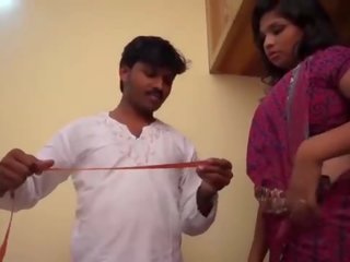 印度人 bhabhi 性交 由 trailor