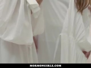 Mormongirlz- to jenter gå ahead opp rødhårede fitte