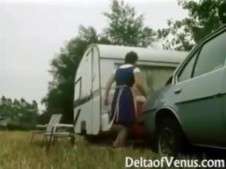 Retro seks 1970s - karvane brünett - camper coupling