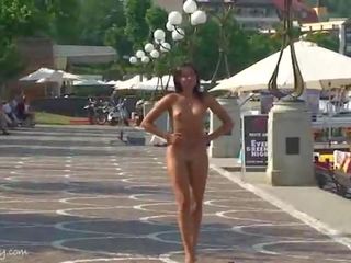 Spectacular publik nudity babes part1
